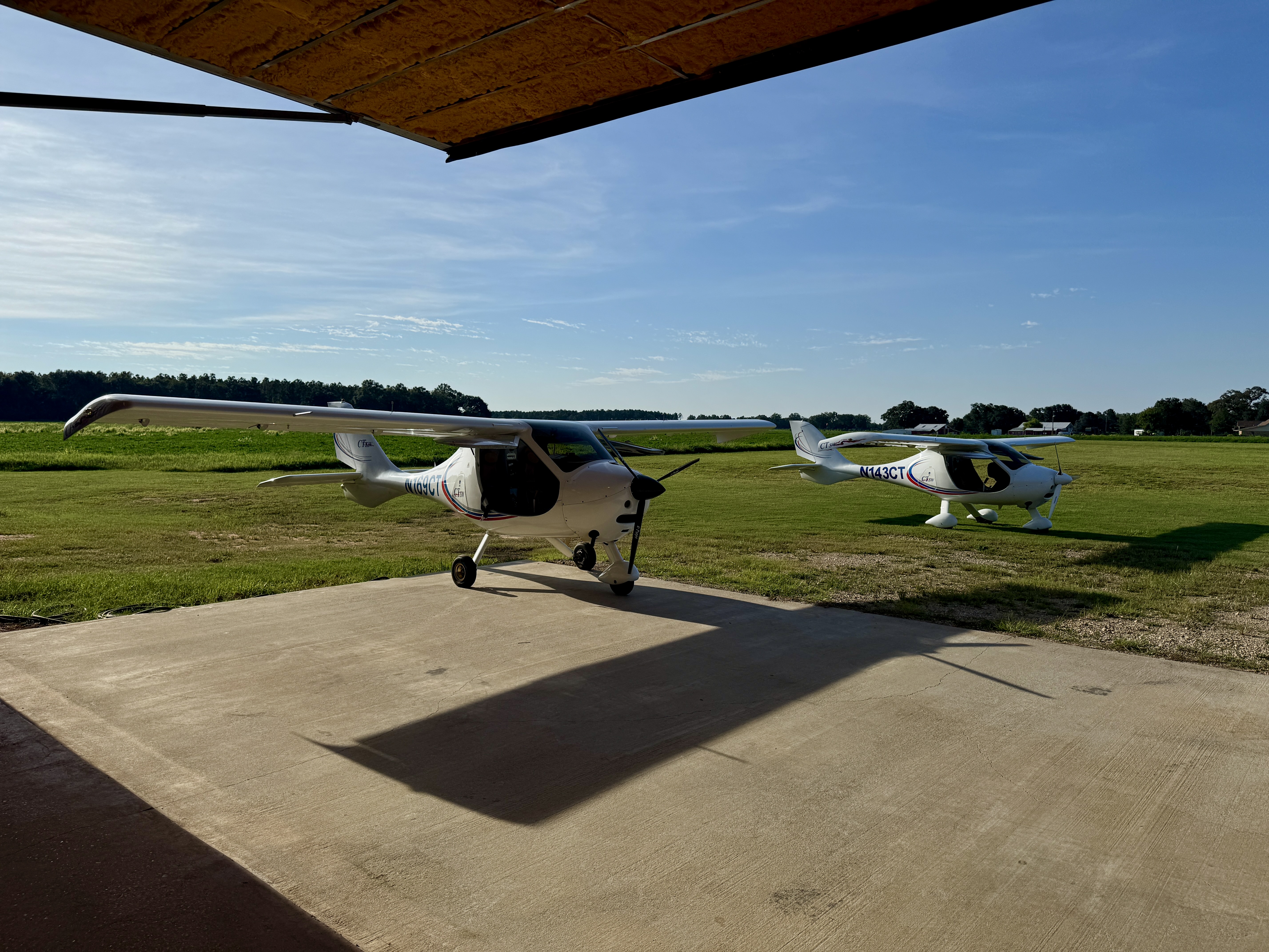 N169CT and N143CT on the ramp at Ocean Springs Airport