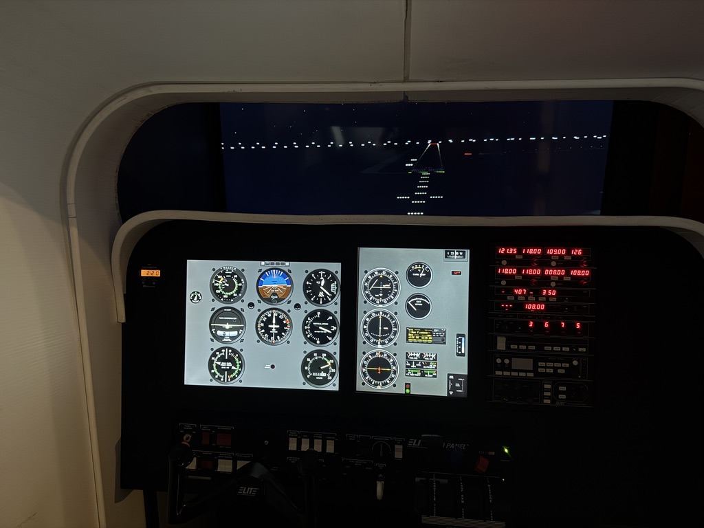 Elite RC 1 simulator instrument panel